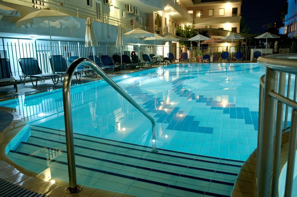 Marianna Hotel Тігакі Екстер'єр фото