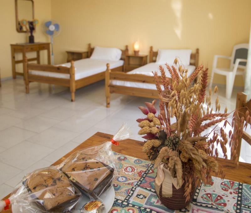 Marianna Hotel Тігакі Екстер'єр фото