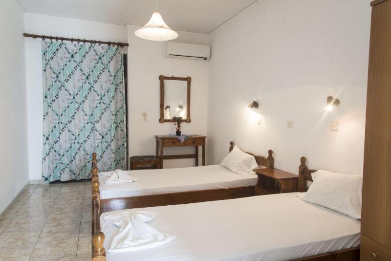 Marianna Hotel Тігакі Екстер'єр фото